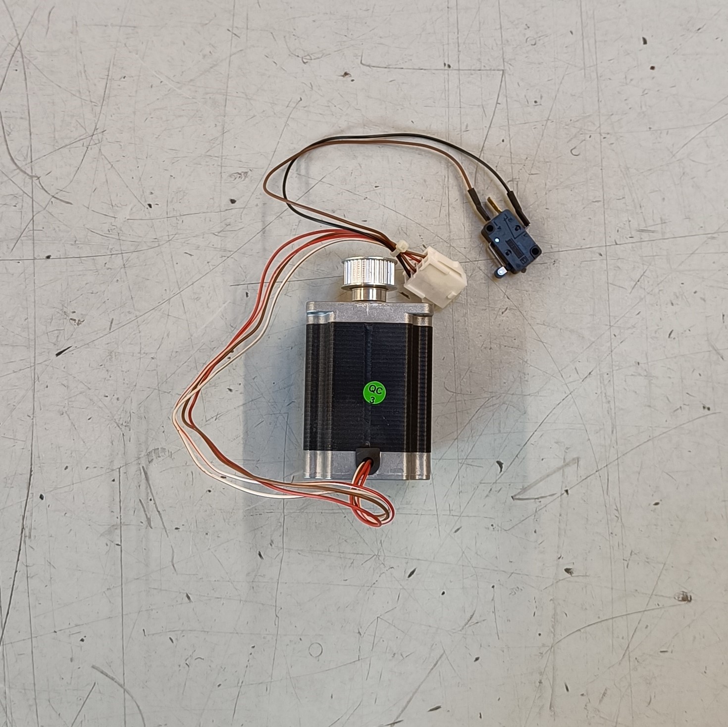 MOTOR MEDIUM ANSAUGUNG RHO351